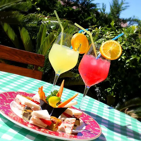 Romantic 3*
